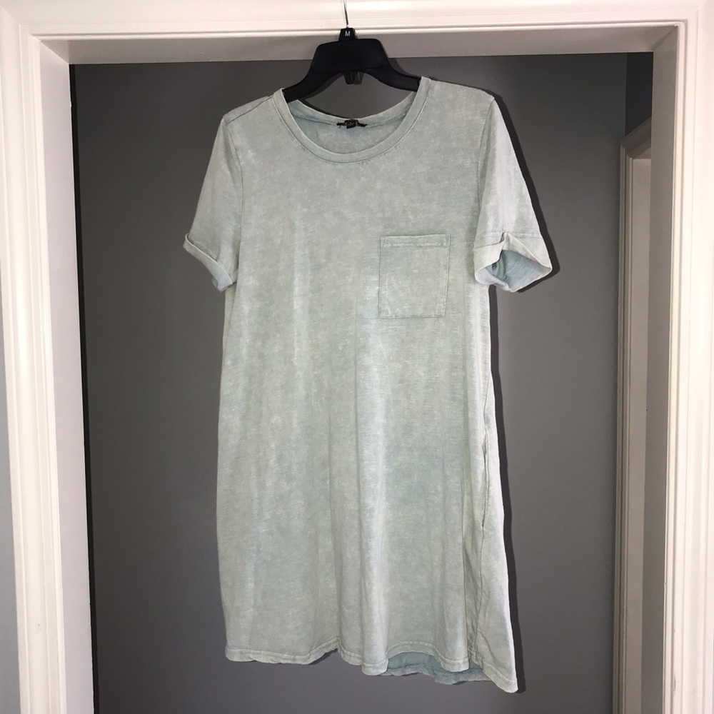T-shirt dress with POCKETS!